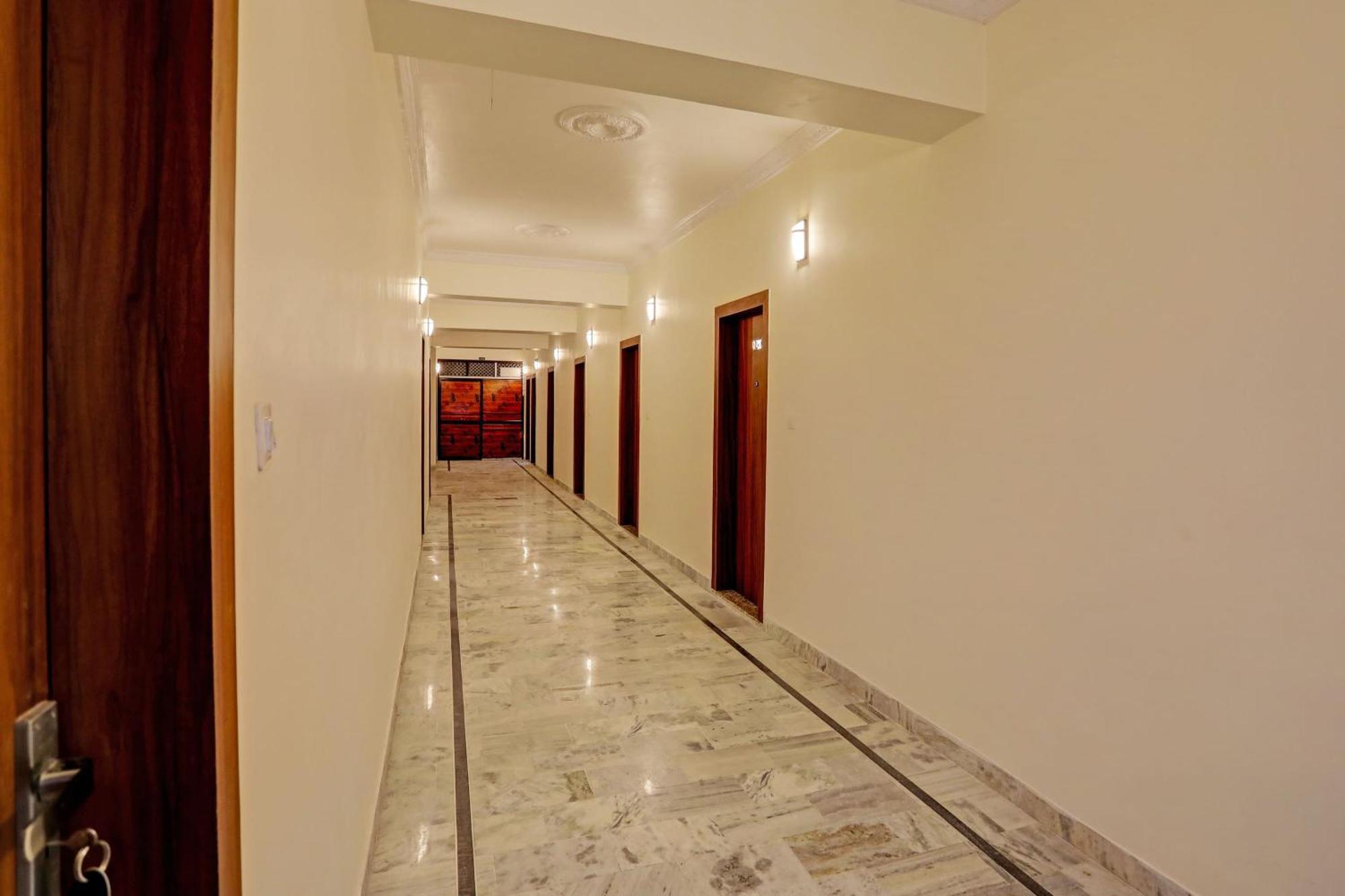 Hotel O Al Diwan Banquet And Suites Kanpur Exteriör bild